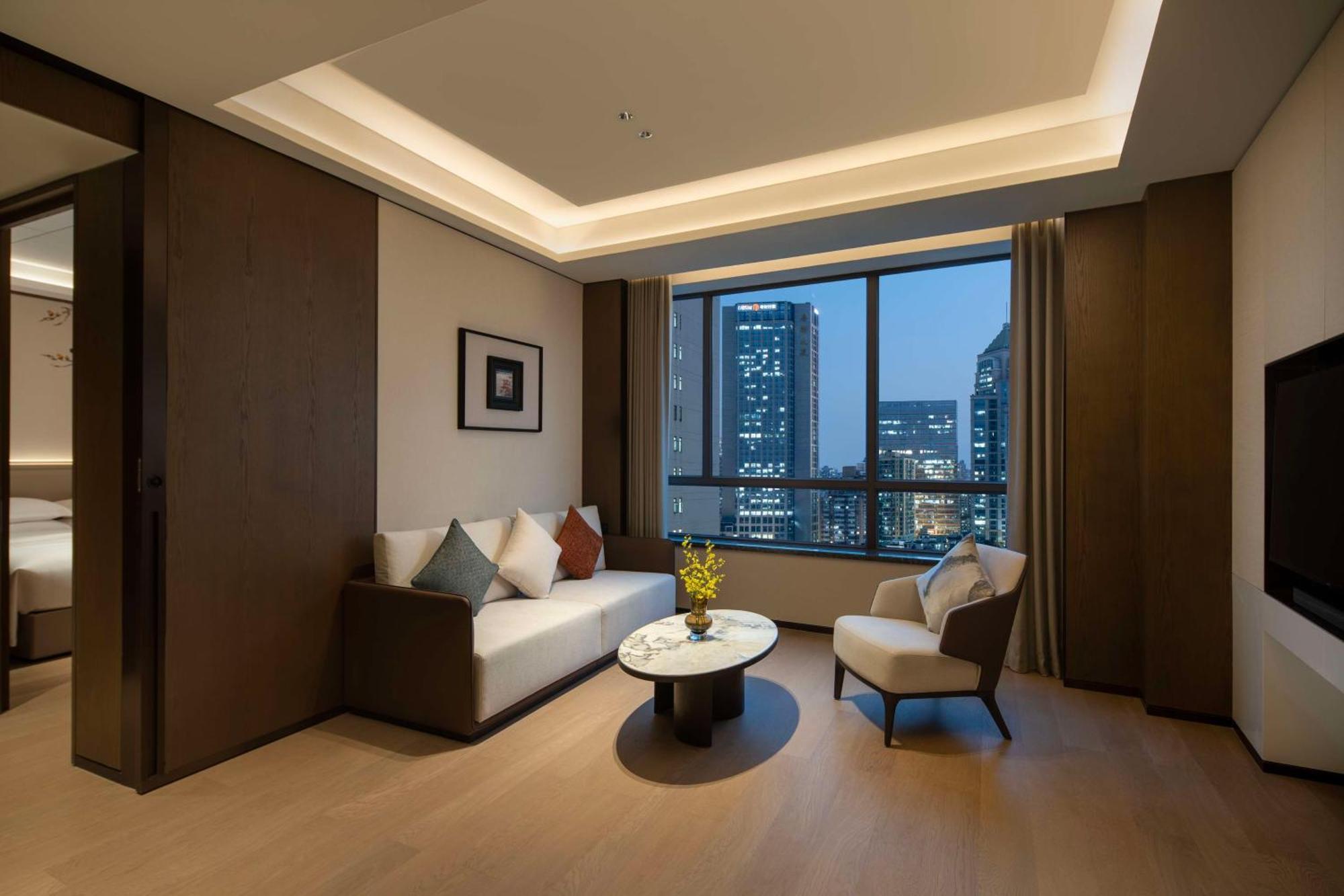 Yuexiu Hotel Guangzhou, Curio Collection By Hilton Esterno foto