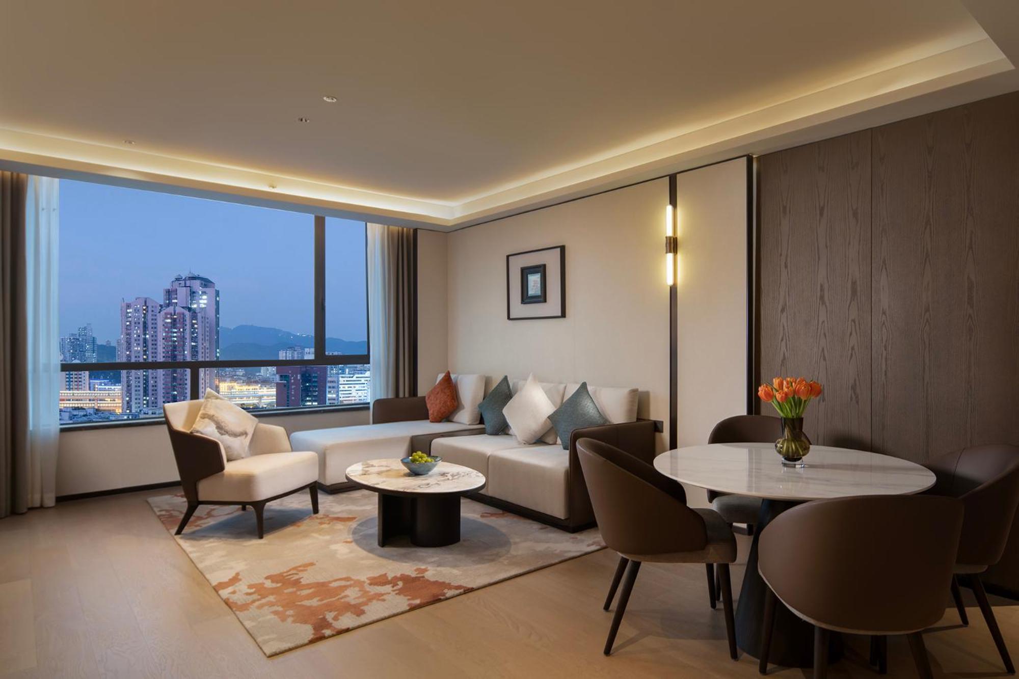 Yuexiu Hotel Guangzhou, Curio Collection By Hilton Esterno foto