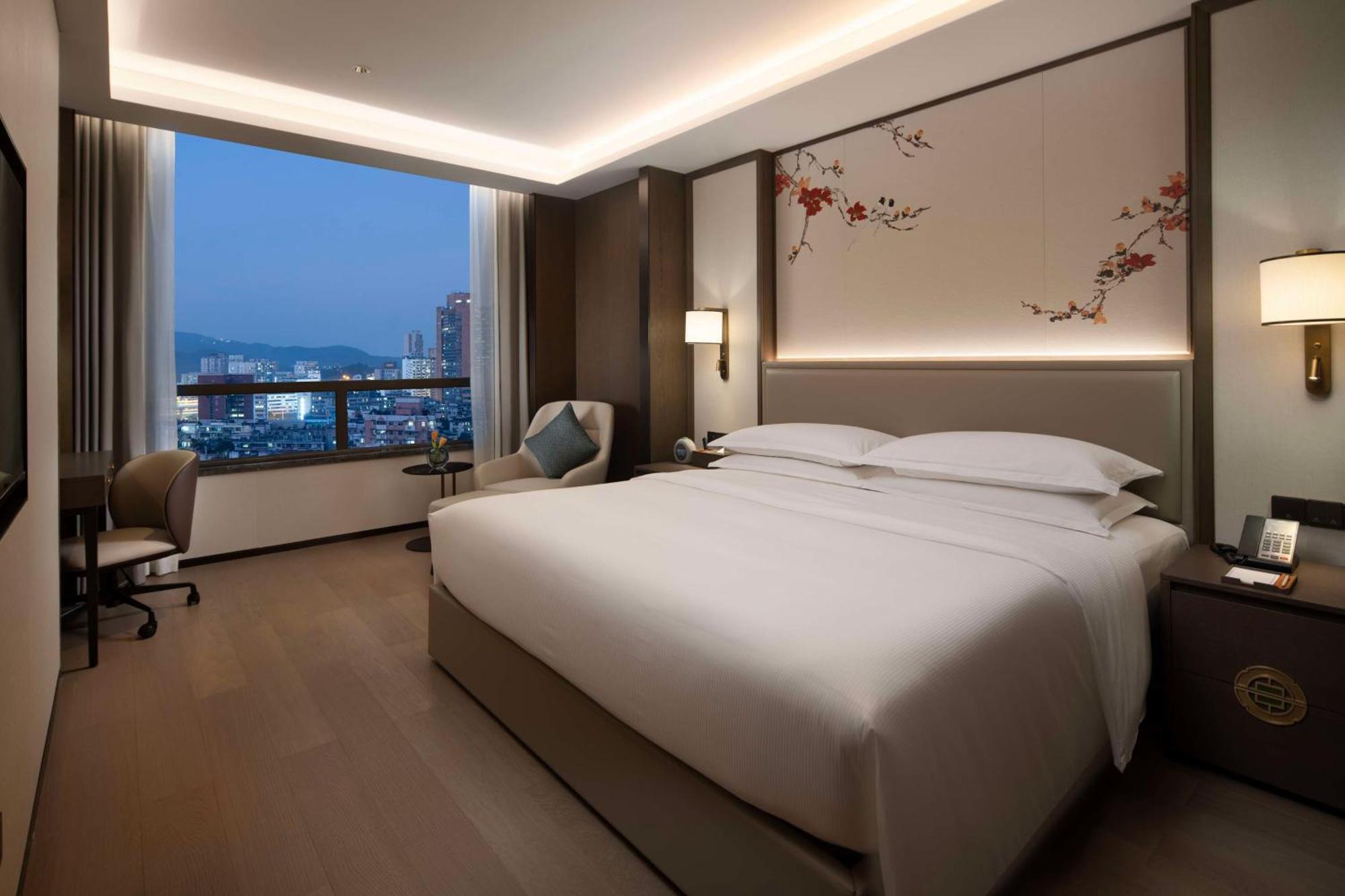 Yuexiu Hotel Guangzhou, Curio Collection By Hilton Esterno foto