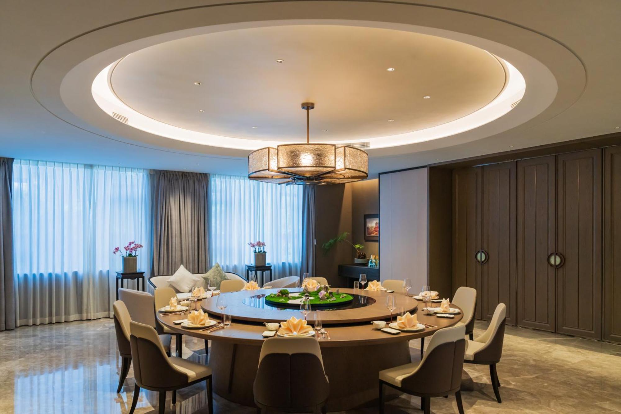 Yuexiu Hotel Guangzhou, Curio Collection By Hilton Esterno foto