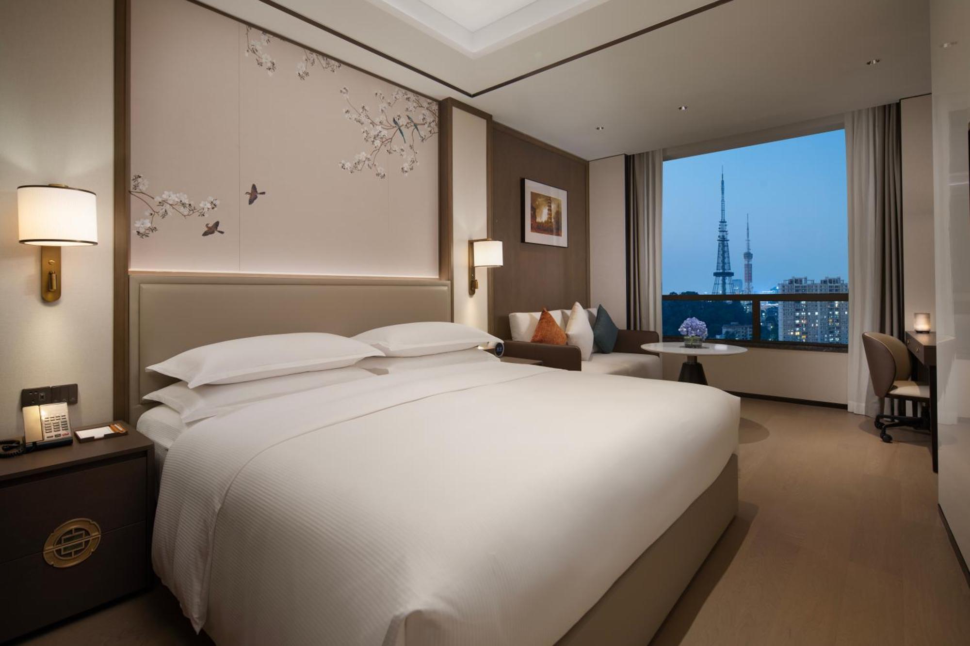 Yuexiu Hotel Guangzhou, Curio Collection By Hilton Esterno foto